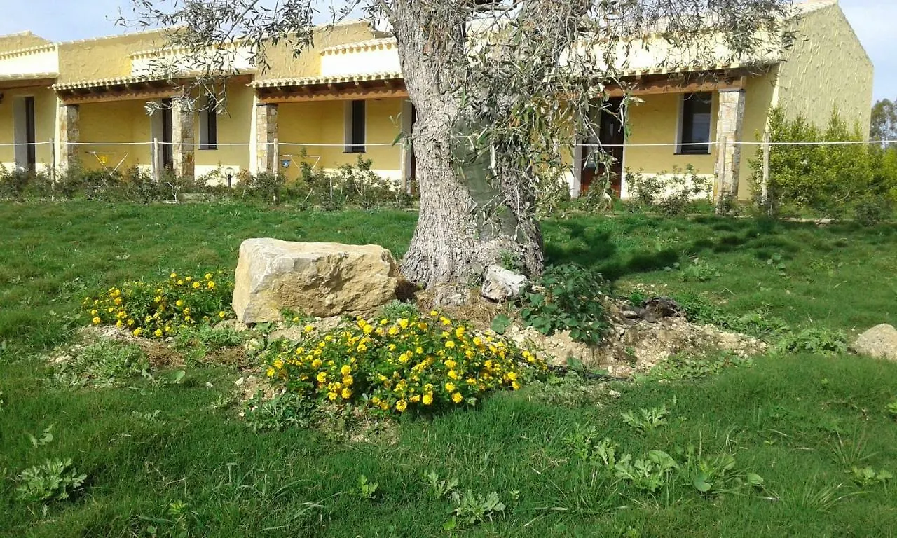 Bed & Breakfast Agriturismo Is Solinas Masainas Italy